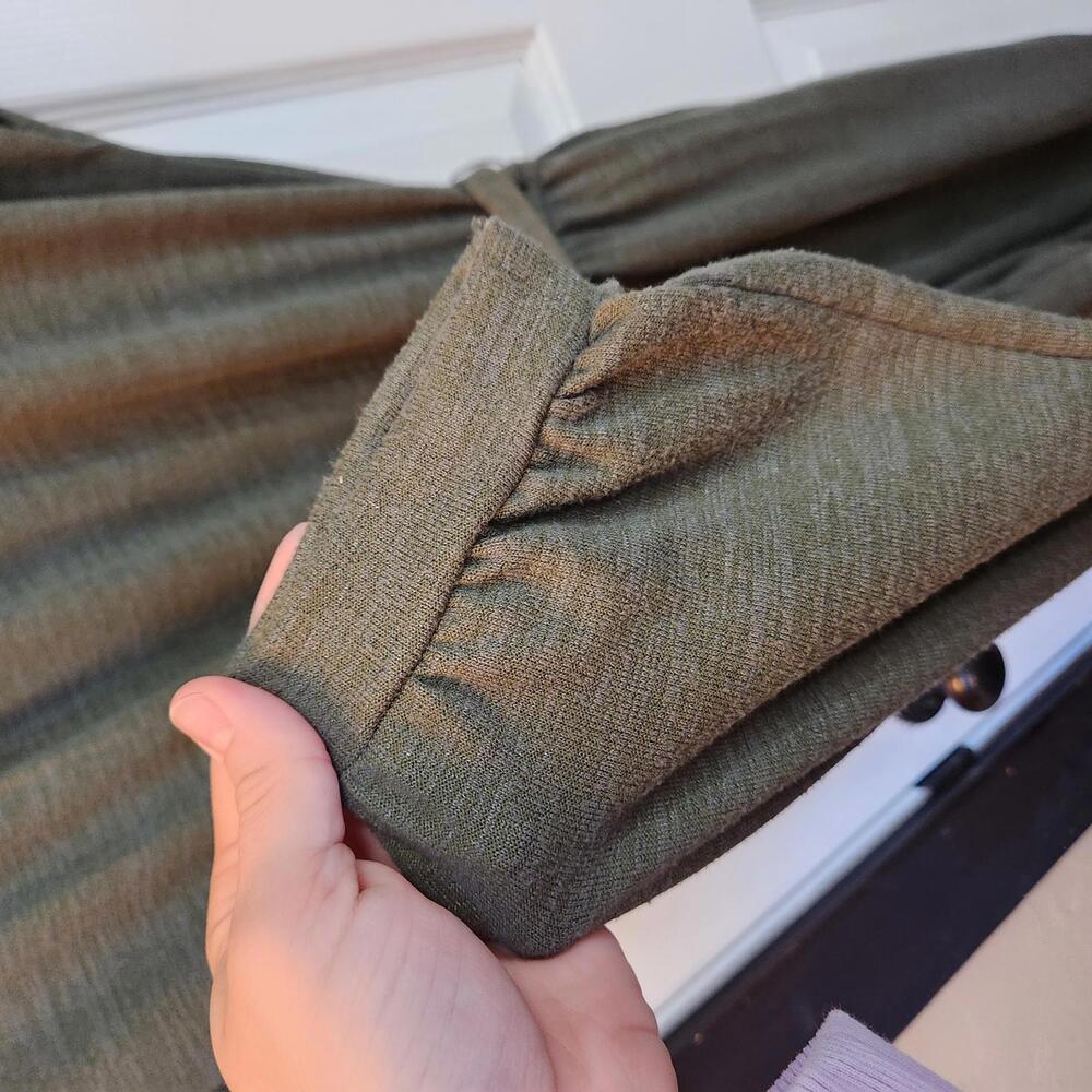 GAP Women's Olive Green Jumpsuit with Belt, Size Large Tall - Picture 6 of 9